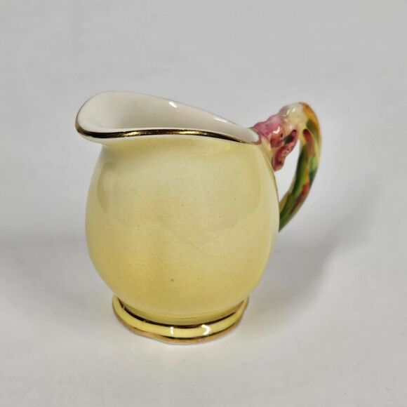 Tiger Lily Yellow Mini Creamer Small Pitcher 2" Royal Winton Grimwades - Picture 2 of 10